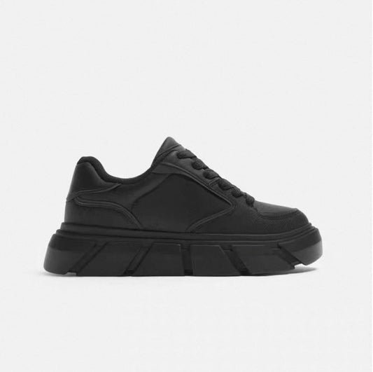 Sneakers Collection / ZARA italia-Pagnia 2 E-Plaza store