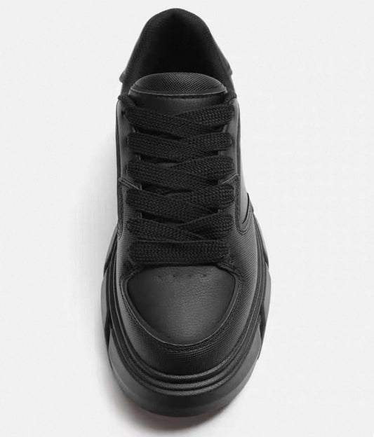 Sneakers Collection / ZARA italia-Pagnia 2 E-Plaza store