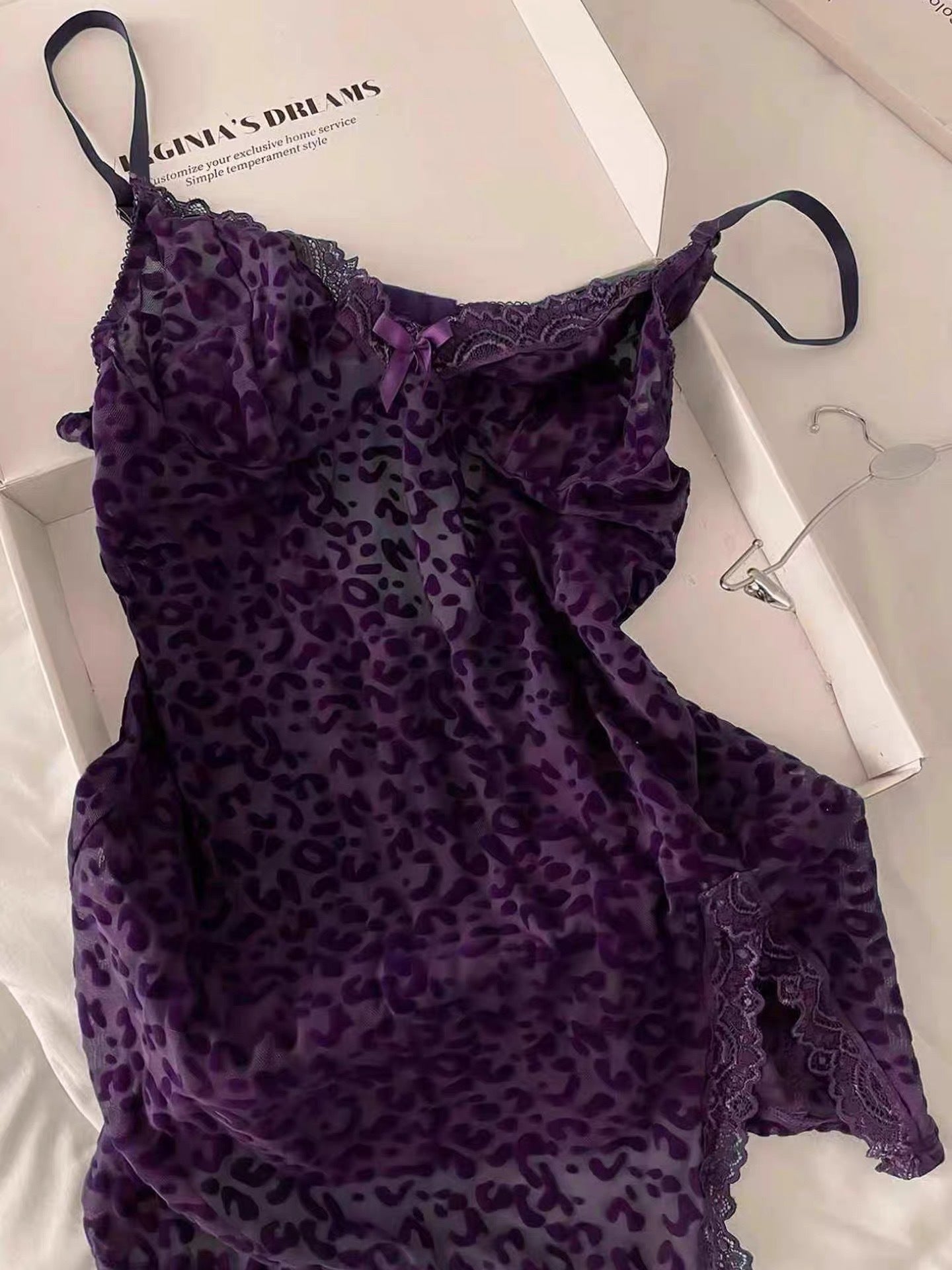 Pink leopard print tight nightgown E-Plaza store